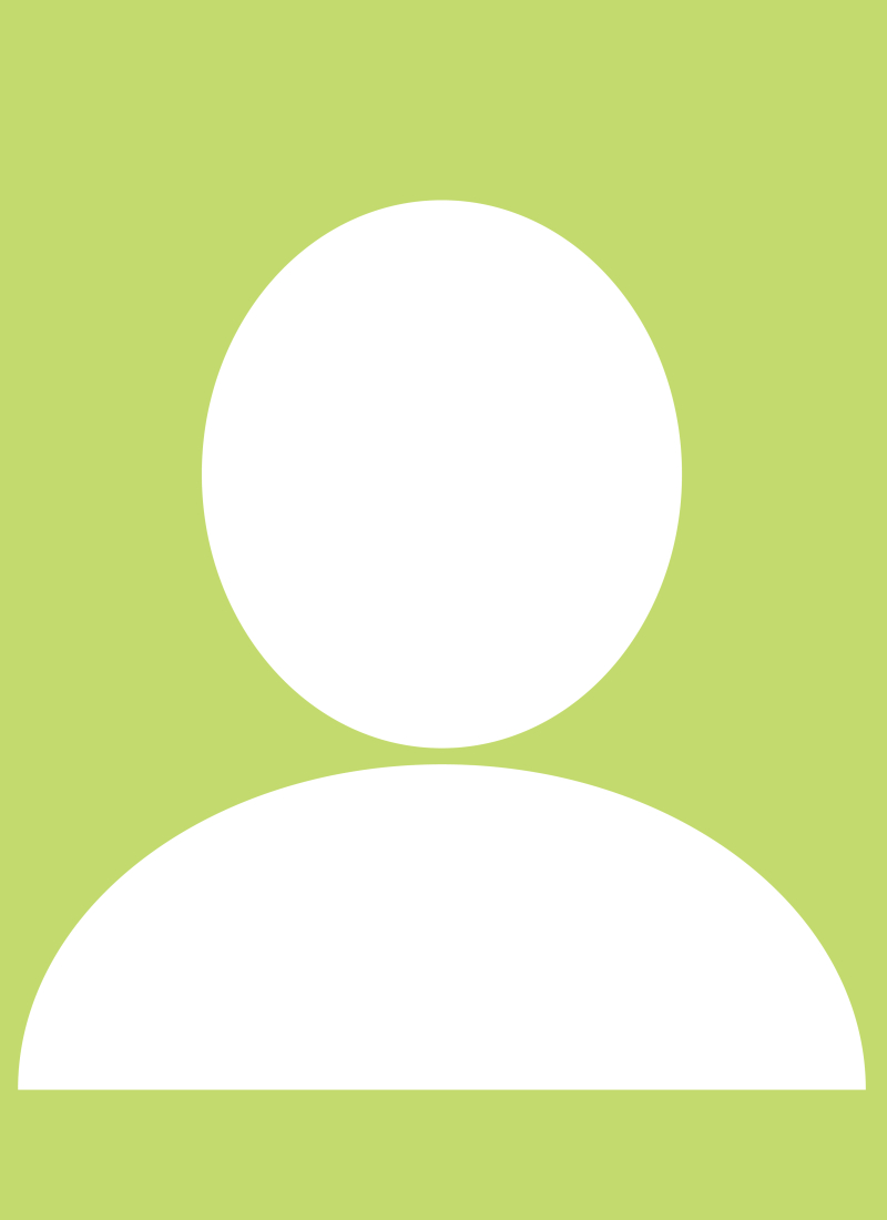 Natalie Huchro headshot